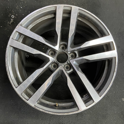 19" AUDI TT 16 Base, 19x9 , , straight spokes Original OEM Wheel Rim - Angle View