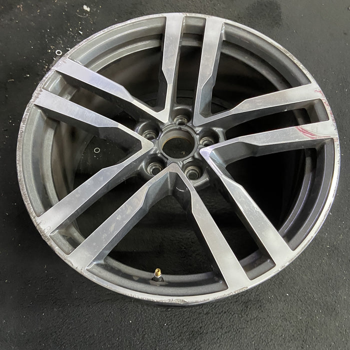 19" AUDI TT 16 Base, 19x9 , , straight spokes Original OEM Wheel Rim - Side Profile