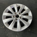16" BEETLE 13-18 16x6.5, alloy Original OEM Wheel Rim - Close-Up Detail