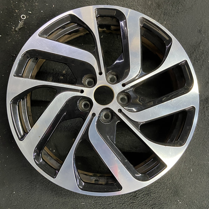 19" BMW i3 14-19 19x5 , 10 spoke, , R. Original OEM Wheel Rim - Angle View