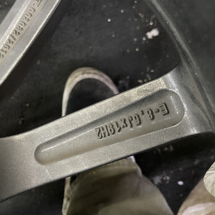 19" AUDI A6 16 19x8.5 alloy 10 spoke straight spoke design w/ inlay Original OEM Wheel Rim