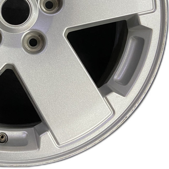 18" WRANGLER 07-08 18x7.5 5 spoke Original OEM Wheel Rim - Close-Up Detail
