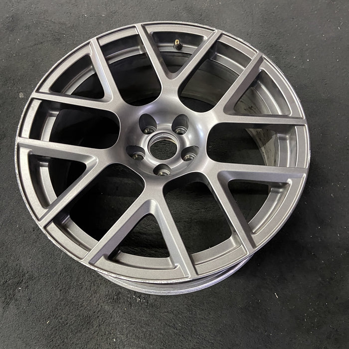 20" CHALLENGER 17-18 20x9 , 6 Y spoke, , gray Original OEM Wheel Rim - Close-Up Detail
