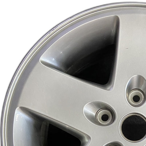 17" WRANGLER 07-08 17x7.5 silver Original OEM Wheel Rim - Angle View
