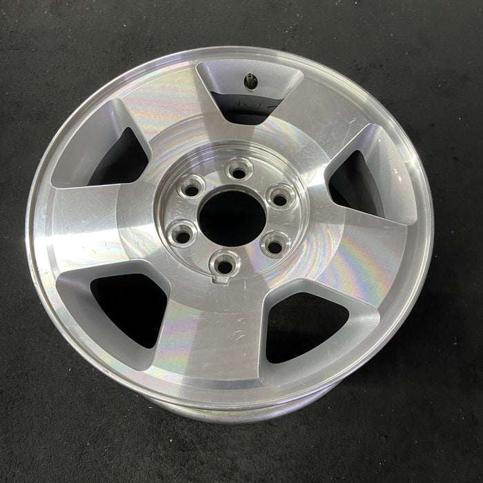 17" FORD F150 PICKUP 04 , 17x7.5, aluminum , machined Original OEM Wheel Rim - Close-Up Detail