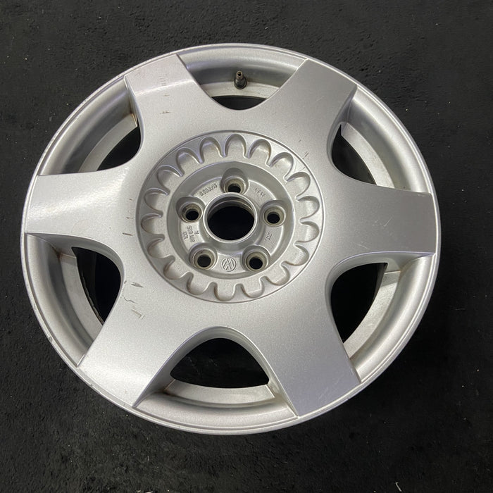 16" BEETLE 02 16x6.5, alloy, 6 straight spoke Original OEM Wheel Rim - Close-Up Detail