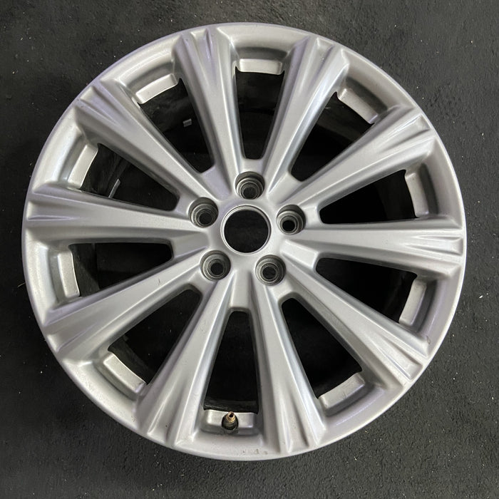 18" ESCAPE 17-18 18x7.5 , 10 spoke Original OEM Wheel Rim - Angle View