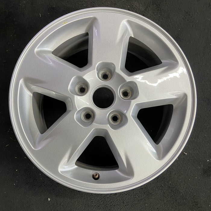 17" GRAND CHEROKEE 11 wheels, 17x8 Original OEM Wheel Rim - Angle View