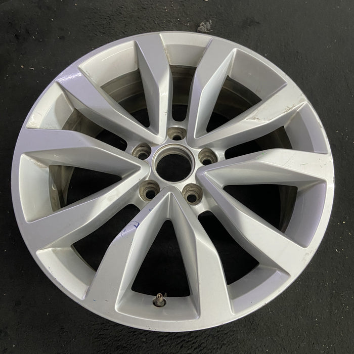17" BEETLE 13-16 17x7 , exposed lug nuts, Original OEM Wheel Rim - Side Profile