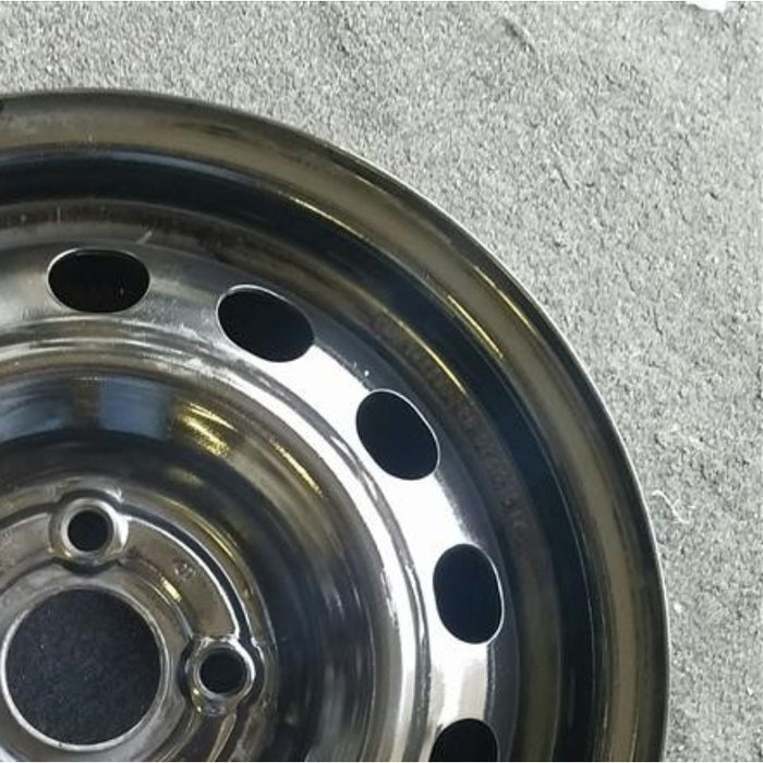 14" CIVIC 01-03 14x5.5, steel Original OEM Wheel Rim - Close-Up Detail