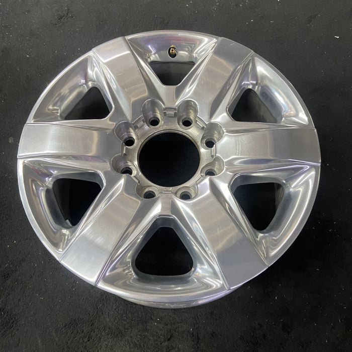20" SILVERADO 2500 PICKUP 20-23 20x8.5, 6 spoke Original OEM Wheel Rim - Close-Up Detail