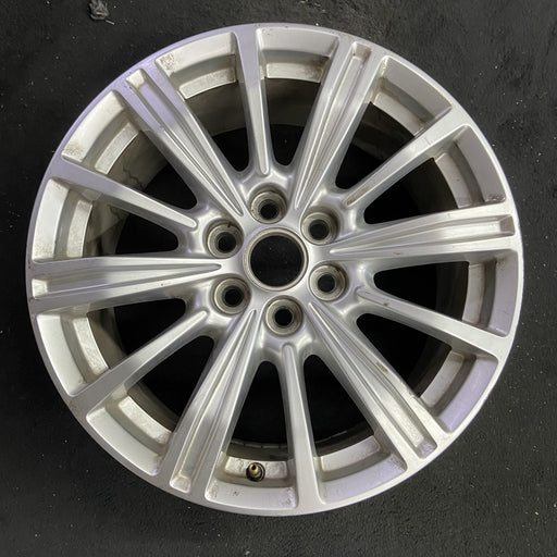 18" XT5 17-19 18x8, Original OEM Wheel Rim - Angle View