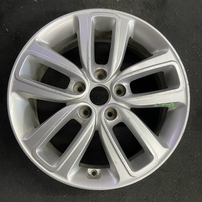 17" SOUL 17-19 gasoline model, 17x6.5 Original OEM Wheel Rim - Angle View