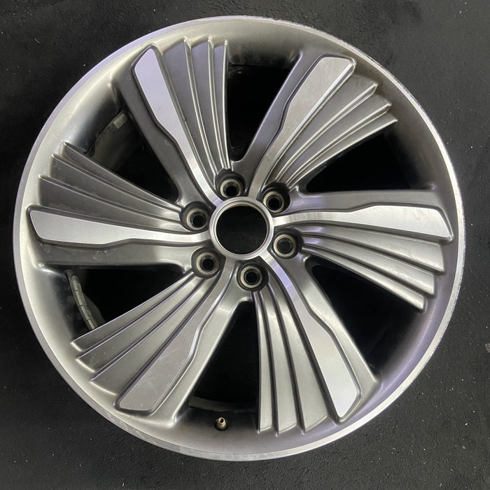 22" NAVIGATOR 18-19 22x9.5, , 6 spoke Original OEM Wheel Rim - Angle View