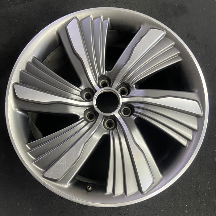22" NAVIGATOR 18-19 22x9.5, , 6 spoke Original OEM Wheel Rim - Angle View