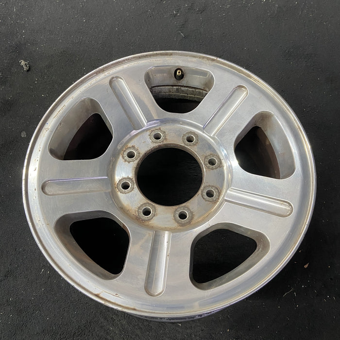 18" FORD F250SD PICKUP 05 18x8 , 5 spoke , aluminum Original OEM Wheel Rim - Close-Up Detail