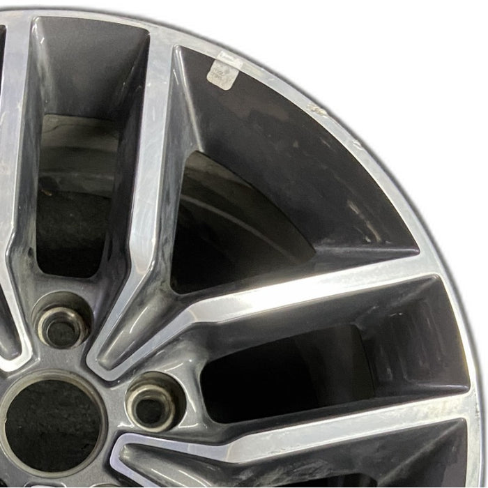 18" GRAND CHEROKEE 17 18x8, aluminum, w/o 75th Anniversary package; polished with pockets, gray pockets Original OEM Wheel Rim