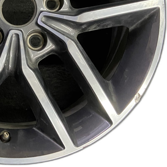 18" GRAND CHEROKEE 17 18x8, aluminum, w/o 75th Anniversary package; polished with pockets, gray pockets Original OEM Wheel Rim