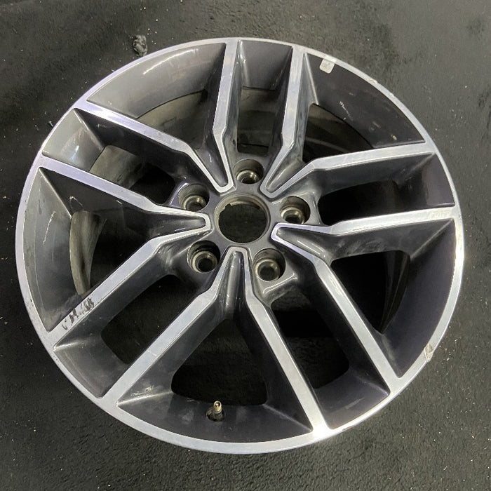 18" GRAND CHEROKEE 17 18x8, aluminum, w/o 75th Anniversary package; polished with pockets, gray pockets Original OEM Wheel Rim