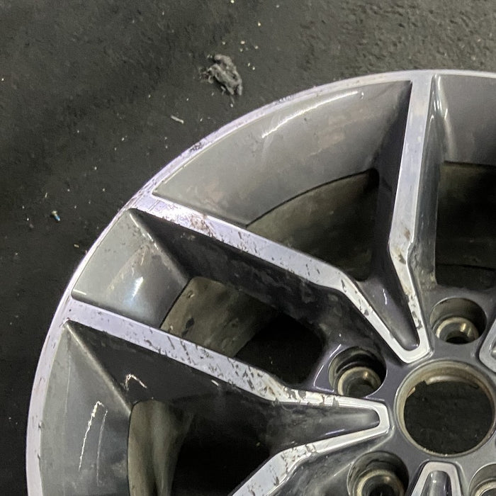 18" Original OEM Wheel Rim - Side Profile