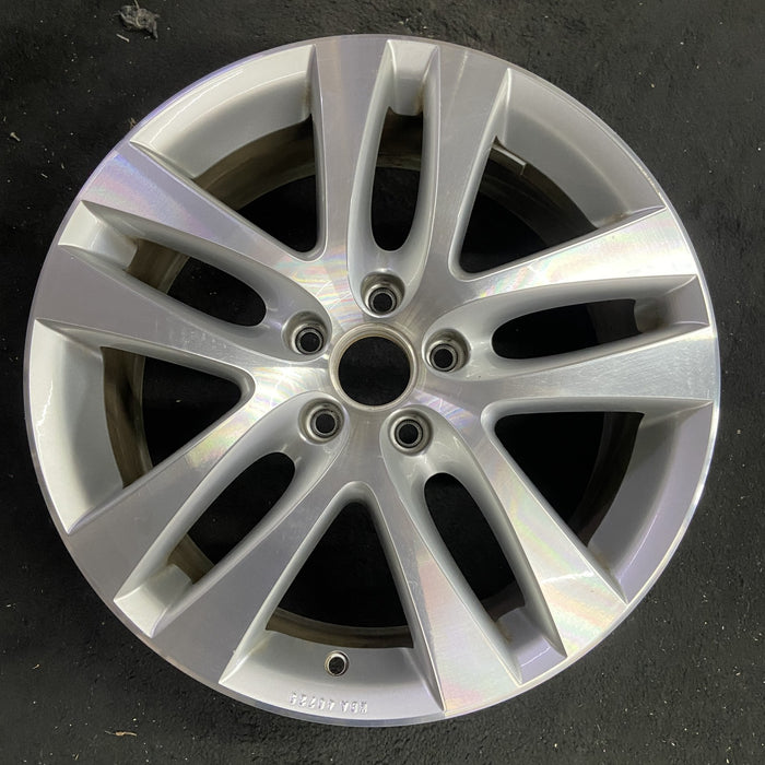 18" TIGUAN 09-11 18x7, 5 double spoke Original OEM Wheel Rim - Angle View