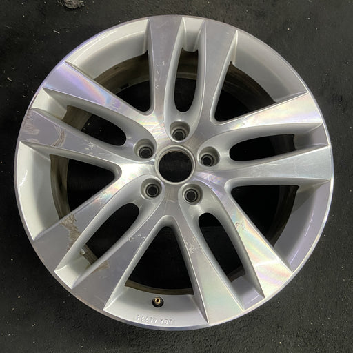 18" TIGUAN 09-11 18x7, 5 double spoke Original OEM Wheel Rim - Angle View