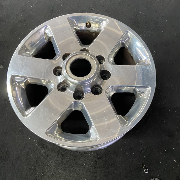 18" DODGE 2500 PICKUP 14 18x8, 6 spoke, polished polished pockets Original OEM - Close-Up Detail