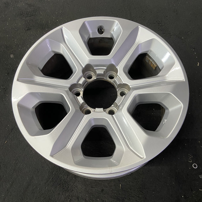 17" 4 RUNNER 14 17x7, alloy Original OEM Wheel Rim - Close-Up Detail
