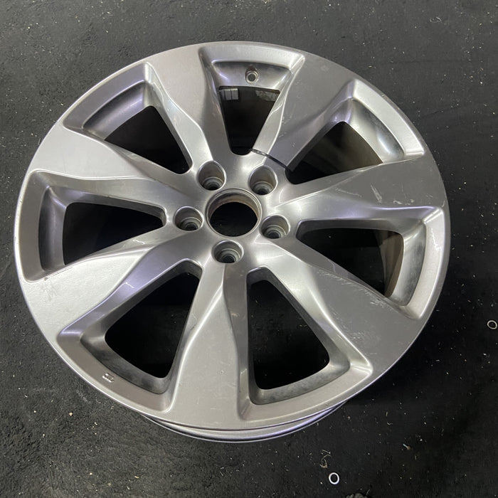 19" MDX 14-16 19x8 , , 7 spoke Original OEM Wheel Rim - Close-Up Detail