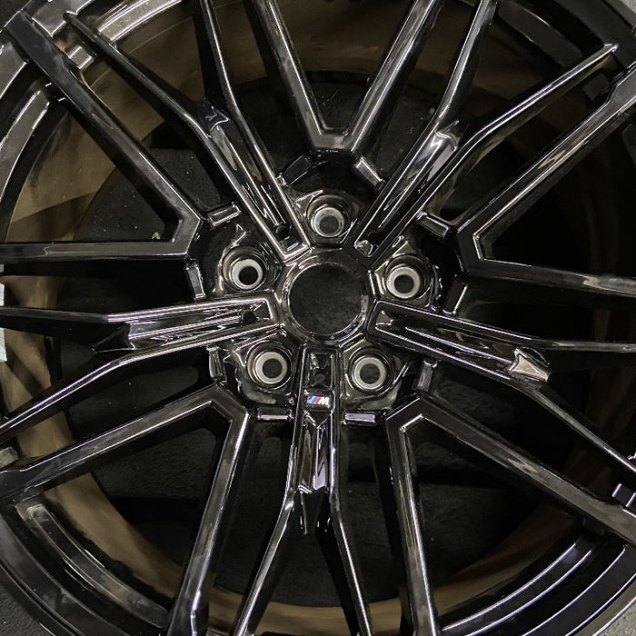 21" BMW M5 25 21x11 5 double spoke black Original OEM Wheel Rim - Angle View
