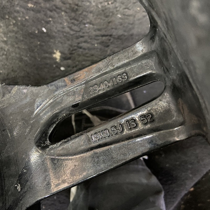 19" CORVETTE 20-22 frt 19x8.5 5 spoke black opt Q8Q Original OEM Wheel Rim