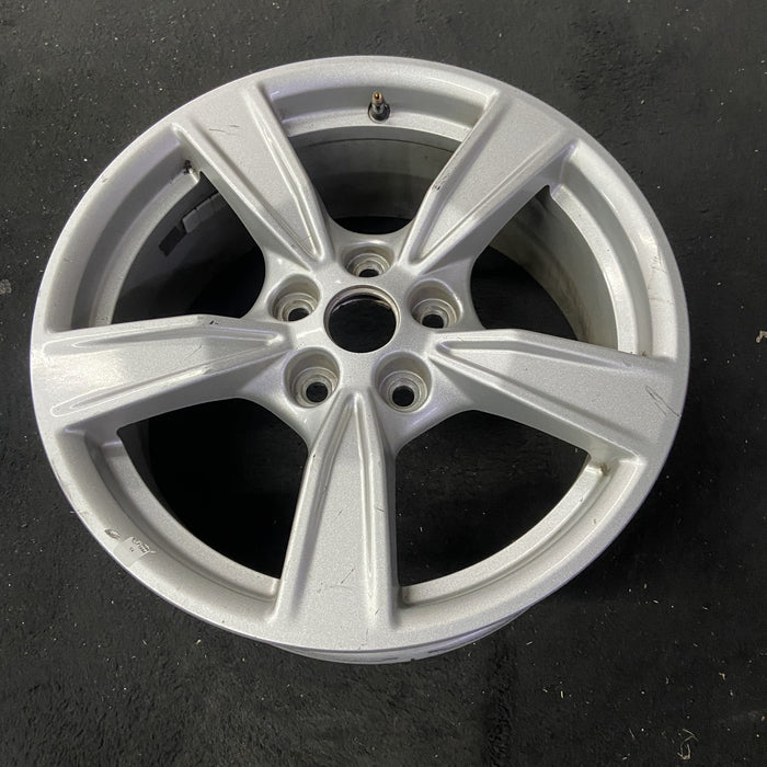 17" MUSTANG 20-23 17x7.5 , Original OEM Wheel Rim - Close-Up Detail