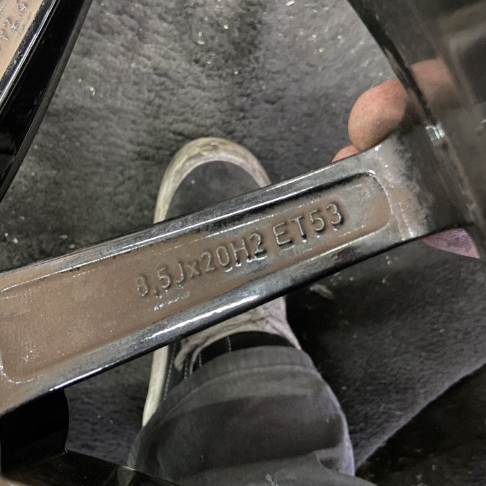 20" PORSCHE 911 20-23 20x8.5 10 spoke straight spoke w/o machined face; gloss black Original OEM Wheel Rim