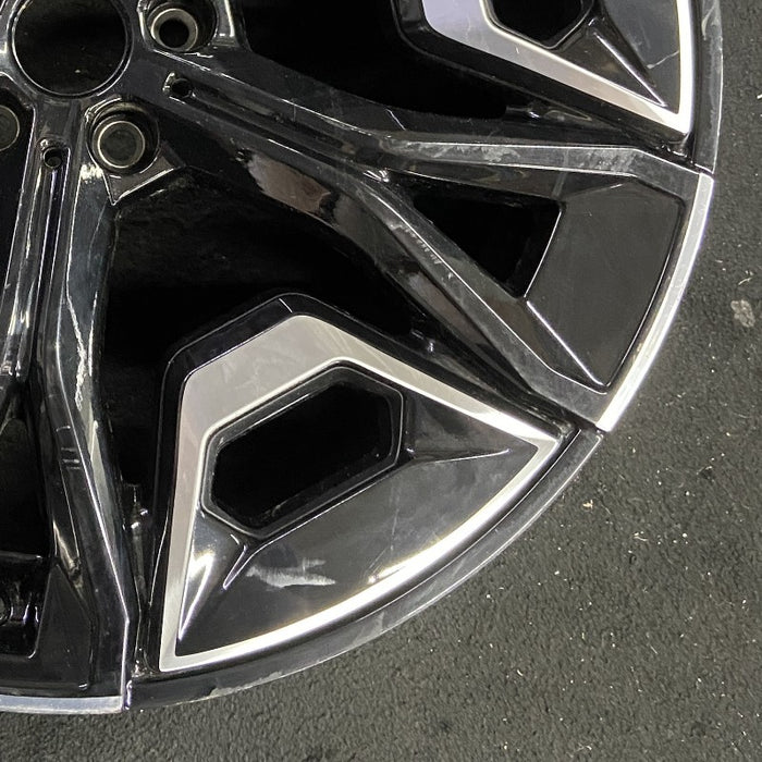 22" IX 22-24 22x9.5 5 Y spoke machined face with pockets Original OEM Wheel Rim