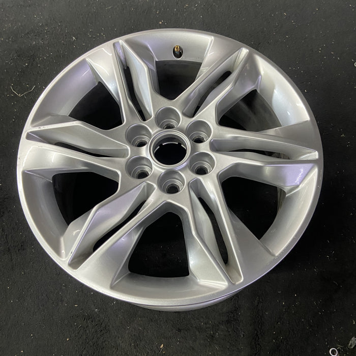 18" BLAZER 19-20 18x8, Original OEM Wheel Rim - Close-Up Detail