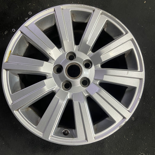 19" LR4 12-13 , 19x8 , 10 spoke Original OEM Wheel Rim - Angle View