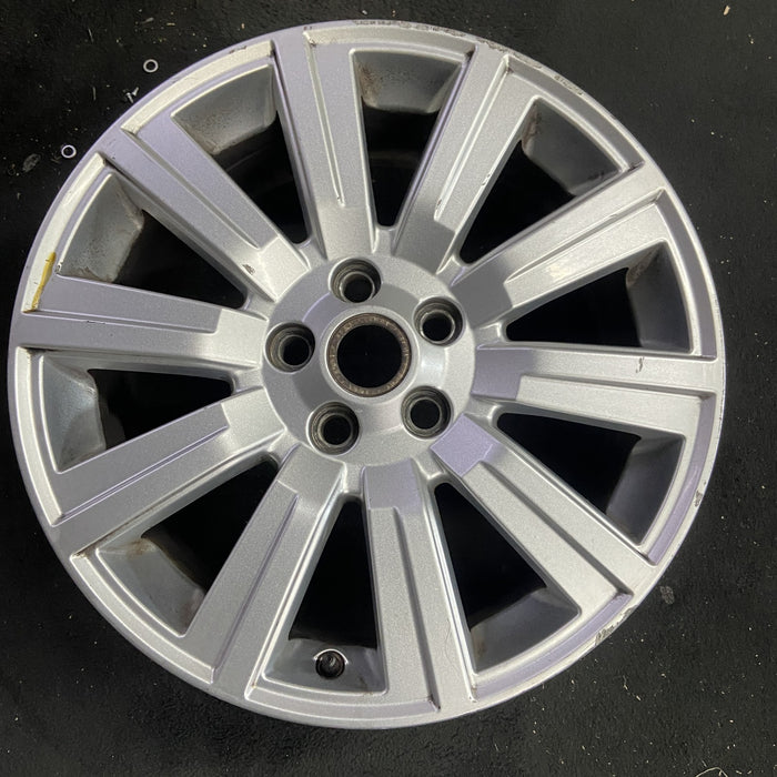 19" LR4 12-13 , 19x8 , 10 spoke Original OEM Wheel Rim - Angle View