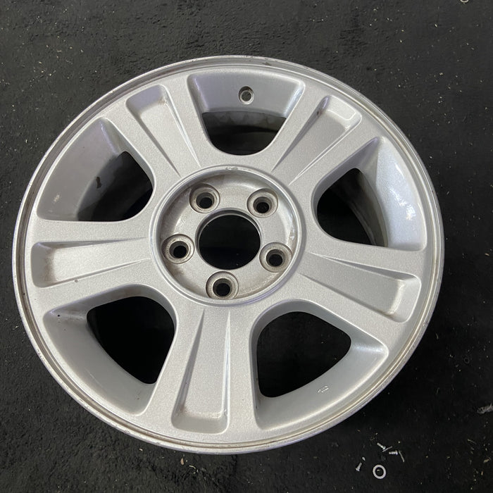 16" EXPLORER 02-03 4 Dr, exc. Sport Trac; 16x7, aluminum, 5 double spokes, w/o - Close-Up Detail