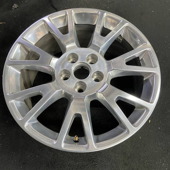 19" CTS 10 19x8.5 , Original OEM Wheel Rim - Side Profile