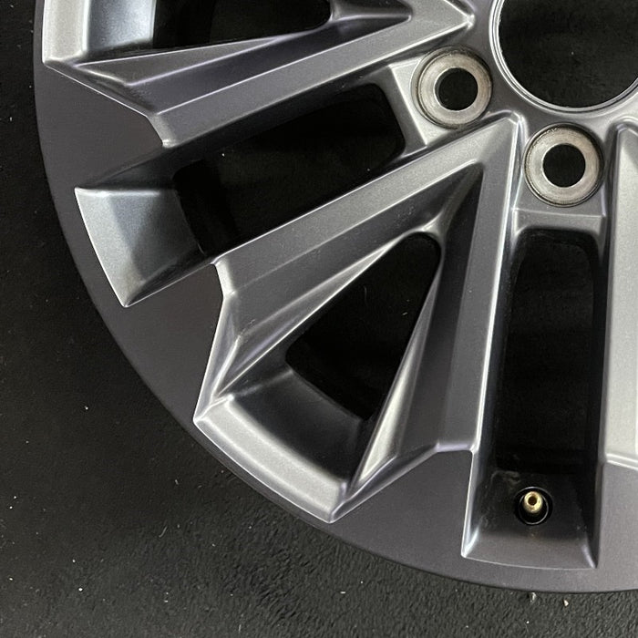20" LAND CRUISER 24 20x7.5 Original OEM Wheel Rim - Additional View