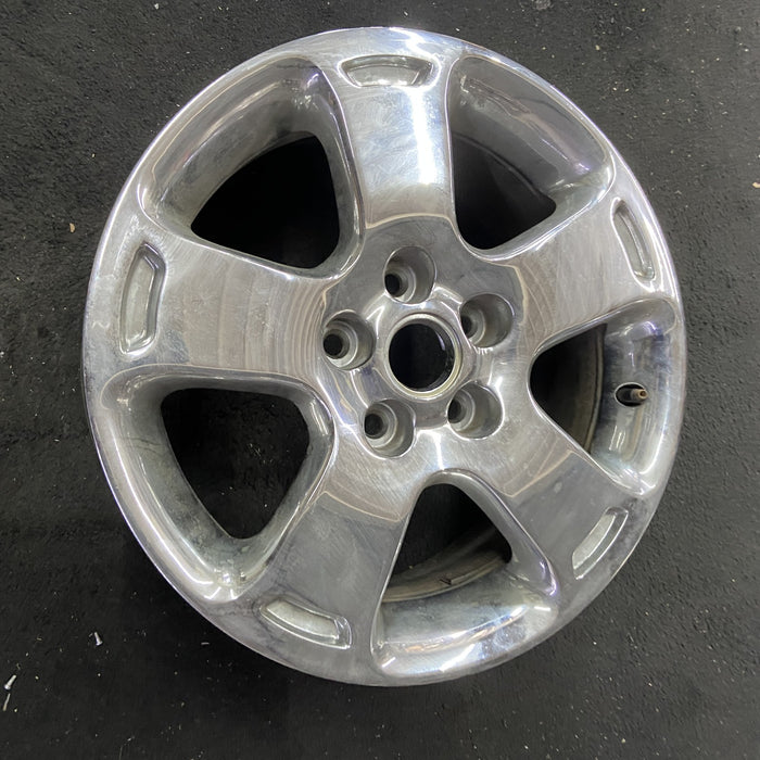 16" HHR 06-07 16x6.5, aluminum, , machined finish Original OEM Wheel Rim - Close-Up Detail