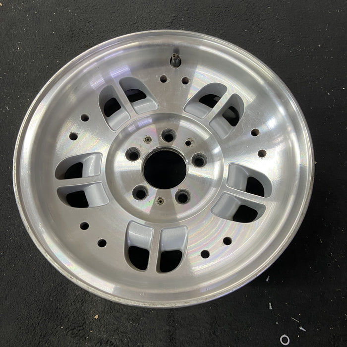 15" EXPLORER 93-94 15x7, aluminum, 10 depressions 10 holes Original OEM Wheel - Close-Up Detail