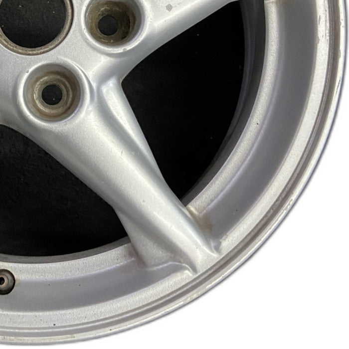 16" GRAND PRIX 99 16x6.5 aluminum 5 spoke off-set sparkle silver Original OEM - Close-Up Detail