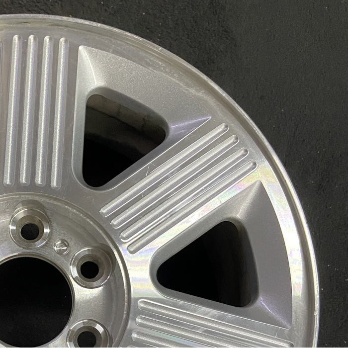 18" NAVIGATOR 03 18x7.5 aluminum 7 spoke Original OEM Wheel Rim - Close-Up Detail