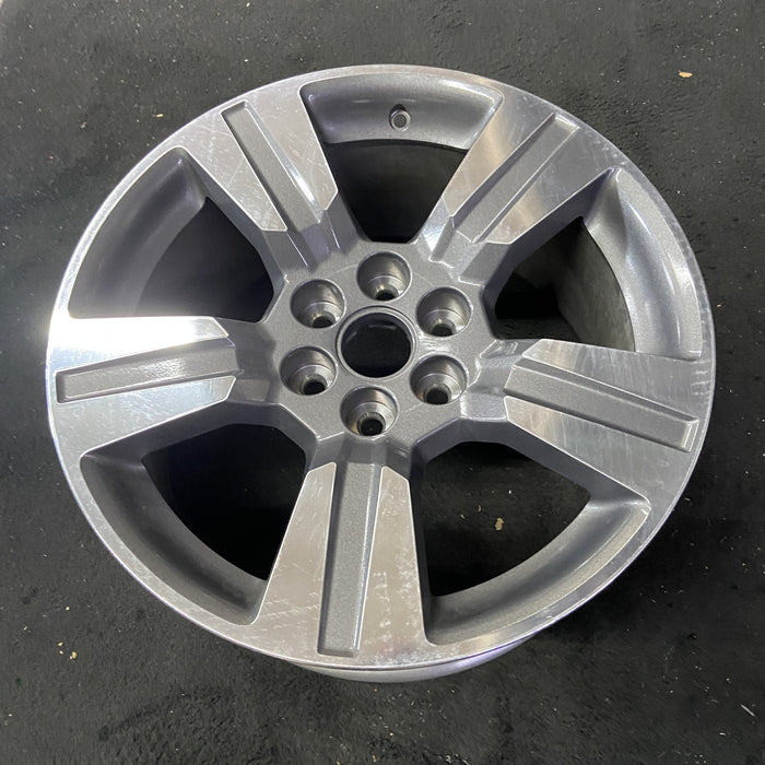 18" COLORADO 15 18x8.5 Original OEM Wheel Rim - Close-Up Detail