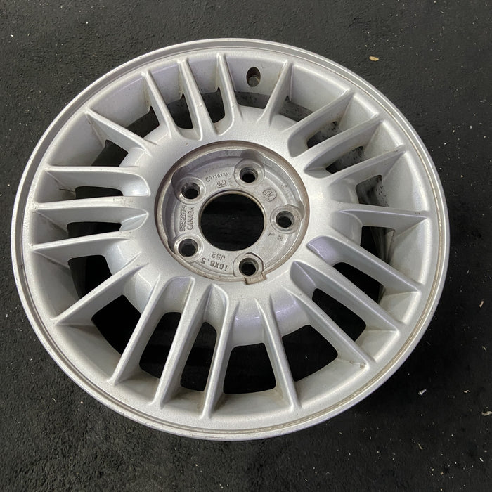 16" IMPALA 00-01 16x6.5, aluminum, 20 slot Original OEM Wheel Rim - Close-Up Detail