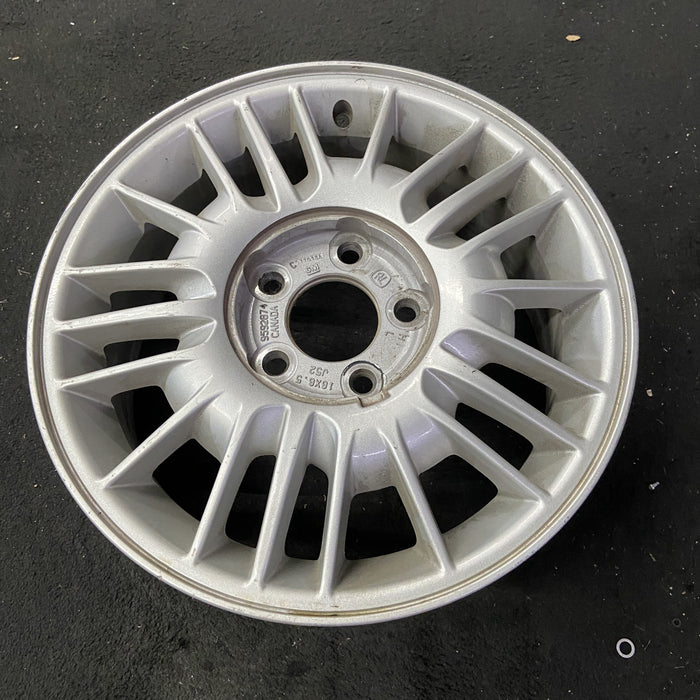 16" IMPALA 00-01 16x6.5, aluminum, 20 slot Original OEM Wheel Rim - Close-Up Detail