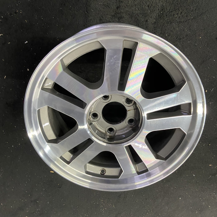 17" MUSTANG 06-09 17x8 , split spoke Original OEM Wheel Rim - Close-Up Detail