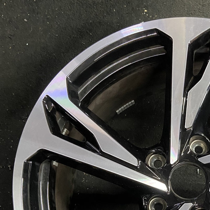 20" E-TRON GT 22-24 20x9 machined face with black pockets Original OEM Wheel Rim