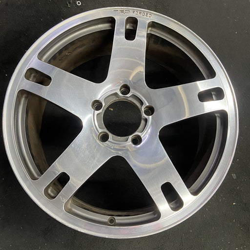 22" LAND CRUISER 10-11 , 22x9 Original OEM Wheel Rim - Angle View